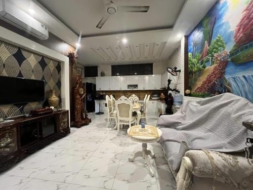 Căn hộ 67m2 Aeon Mall, 4 phòng ngủ đẹp, tiện nghi sống thượng lưu